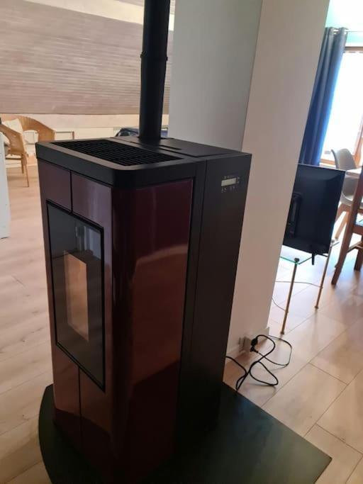 Vaste Studio Chaleureux Chaffois Exteriér fotografie