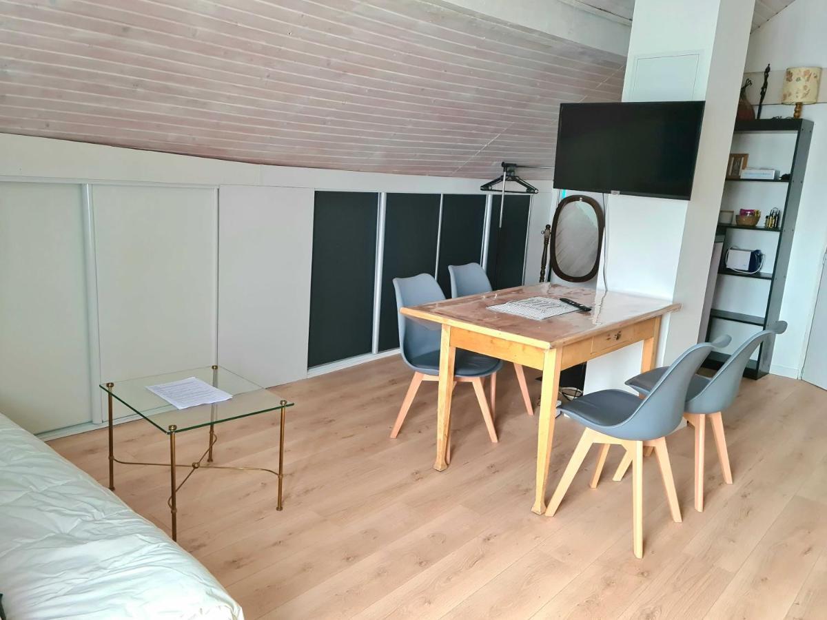 Vaste Studio Chaleureux Chaffois Exteriér fotografie